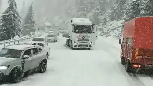 Alacabel'de Kar Kalınlığı 25 Santimetre